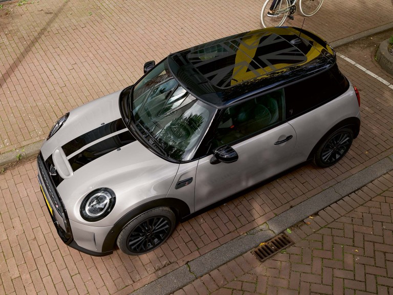 MINI Proljeće i Ljeto - mini sportske trake piano black