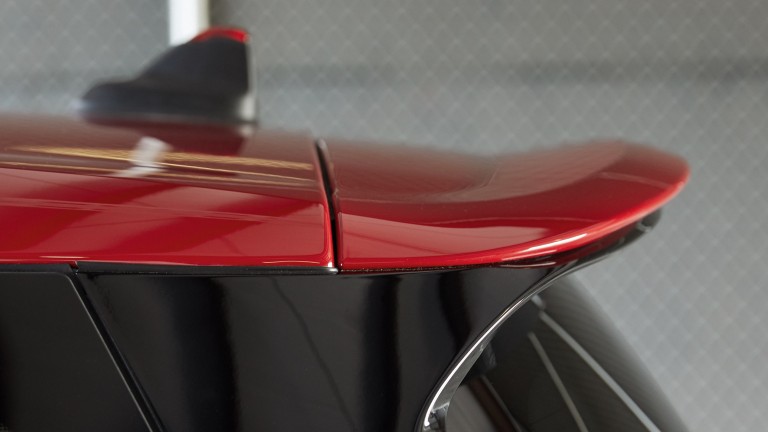 MINI John Cooper Works Clubman – stražnji spojler – crvena