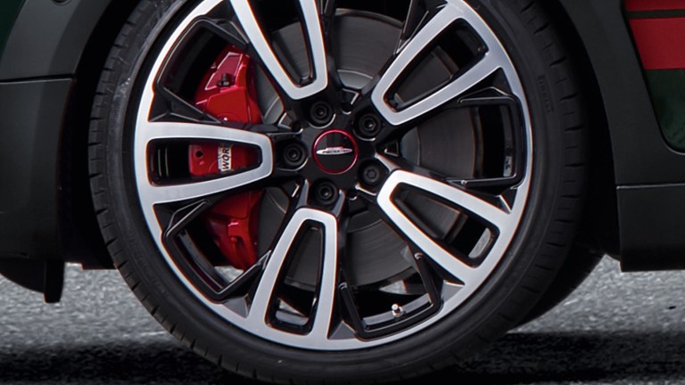 MINI John Cooper Works – 18” lakometalni kotači – 18” kočnice