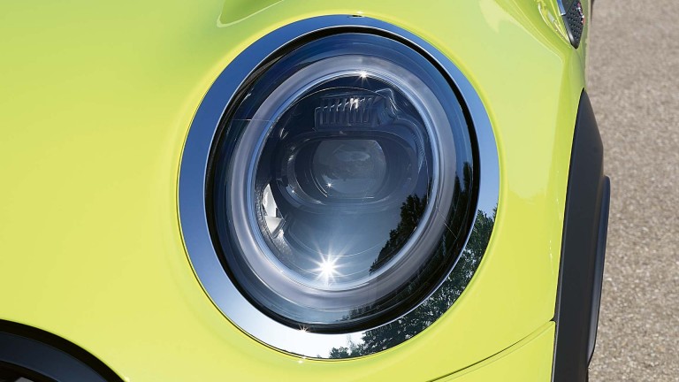 MINI Cabrio – led – adaptivna svjetla