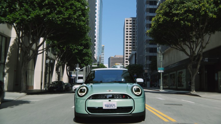 MINI Cooper 3 vrata - eksterijer - uvodni video