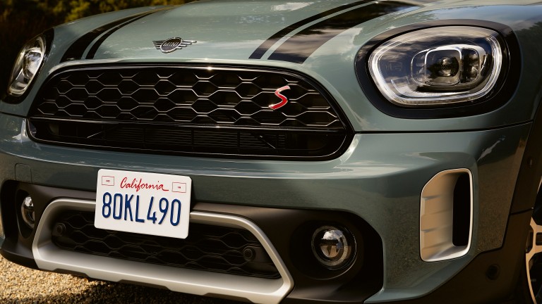 Novi MINI Countryman - prednja maska - odbojnik