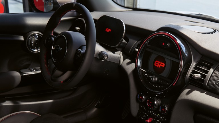 MINI John Cooper Works GP – kokpit - ploča s instrumentima