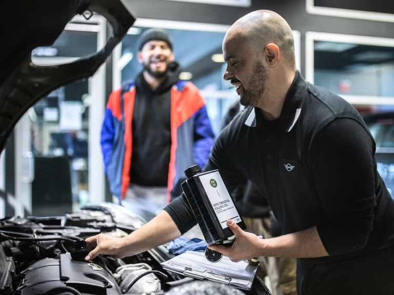 MINI ORIGINAL MOTORNO ULJE I SERVIS